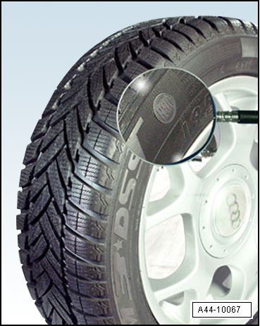 Run-flat tyres, structure and identification of a SST tyre
