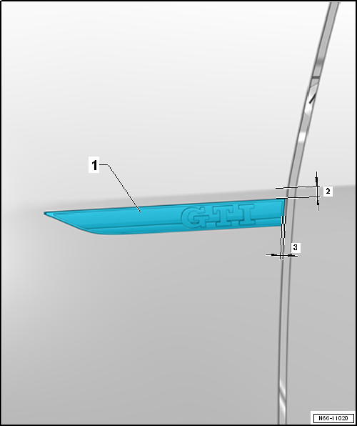 Dimensions – lettering on wing
