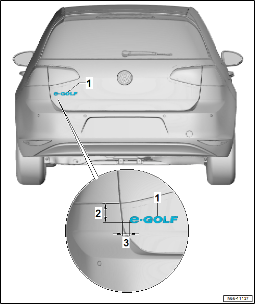 Dimensions – “e-Golf” lettering on rear lid